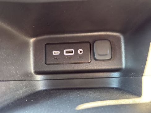 Used 2024 Chevrolet Equinox LT image 26