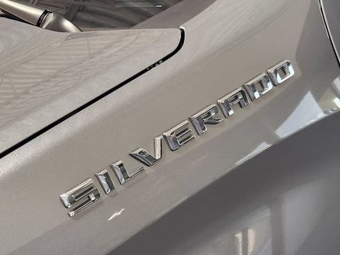 Used 2024 Chevrolet Silverado 1500 Custom RWD image 9