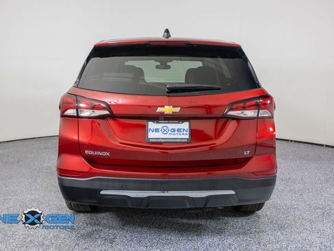 Used 2024 Chevrolet Equinox LT FWD image 6