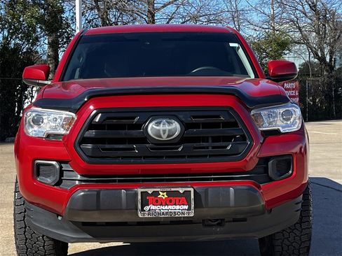 Used 2019 Toyota Tacoma SR image 7