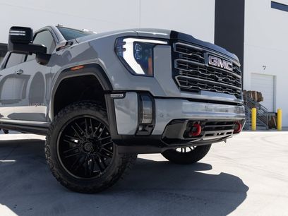Used 2024 GMC Sierra 2500 AT4 w/ AT4 Premium Plus Package