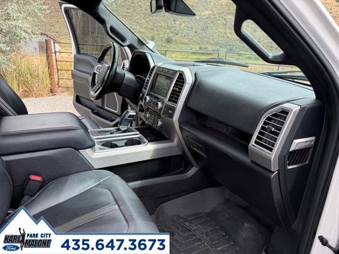 Used 2017 Ford F150 Platinum w/ Equipment Group 701A Luxury AWD/4WD image 40