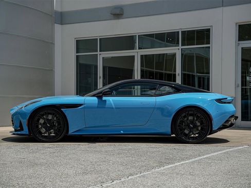 New 2025 Aston Martin DB12 Coupe image 18