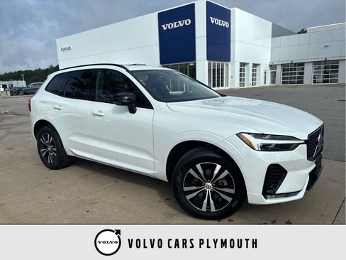 Used 2024 Volvo XC60 B5 Core AWD/4WD image 1