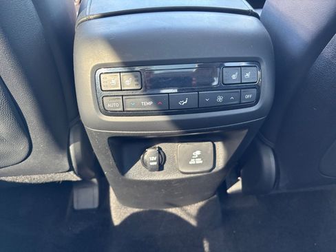 Used 2021 Hyundai Palisade Limited w/ Cargo Package FWD image 32