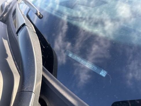 Used 2024 Cadillac XT4 Sport image 30