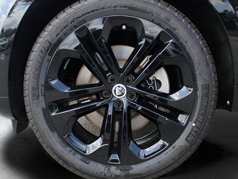 New 2026 Jaguar F-PACE R-Dynamic S AWD/4WD image 8