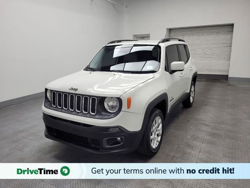 Used 2017 Jeep Renegade Latitude w/ Popular Equipment Group image 1