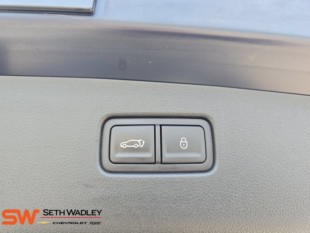 Used 2025 Genesis GV70 2.5T AWD/4WD image 13