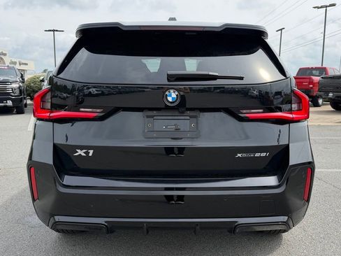 Used 2025 BMW X1 xDrive28i AWD/4WD image 6