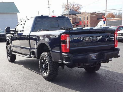 Used 2025 Ford F250 Lariat w/ Tremor Off-Road Package image 18