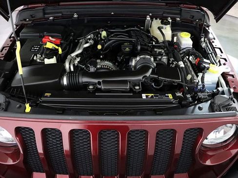 Used 2022 Jeep Wrangler Unlimited Sport AWD/4WD image 36
