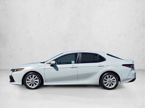 Used 2023 Toyota Camry LE FWD image 9