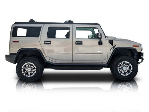 Used 2003 HUMMER H2 w/ Preferred Equipment Group AWD/4WD image 2