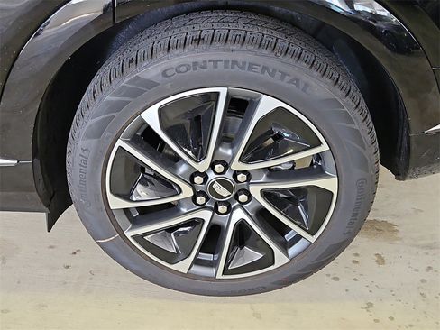 New 2025 Cadillac Optiq Sport 1 image 5