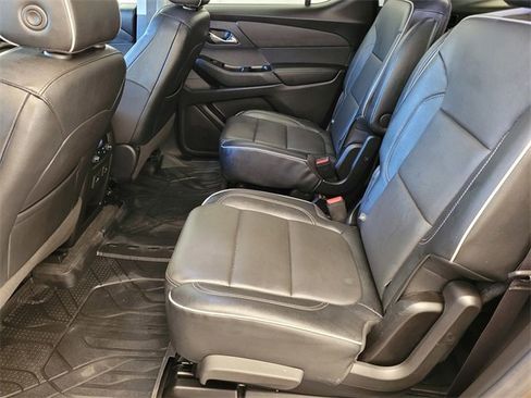 Used 2020 Chevrolet Traverse High Country image 18