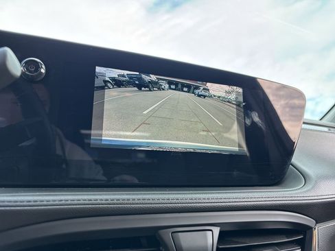 Used 2025 Buick Encore GX Preferred image 15