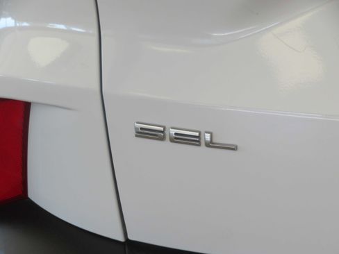 Used 2020 Ford Escape SEL image 58