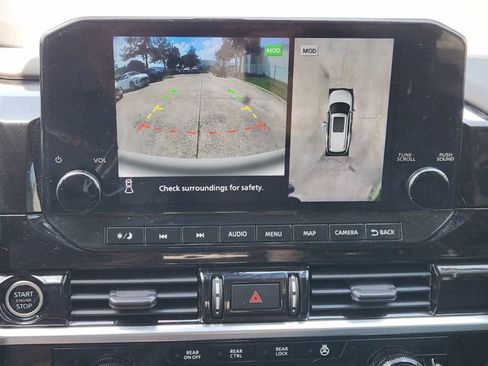 Used 2023 Nissan Pathfinder SL w/ SL Premium Package FWD image 18