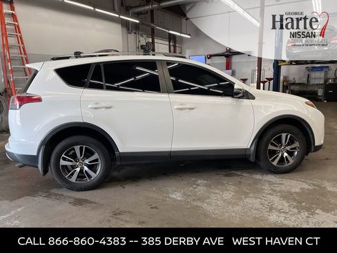 Used 2017 Toyota RAV4 XLE w/ Plus Special Value Package AWD/4WD image 5