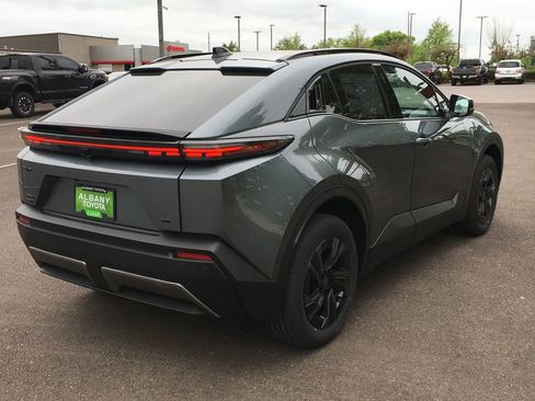 New 2026 Toyota C-HR w/ Cold Weather Package AWD/4WD image 8