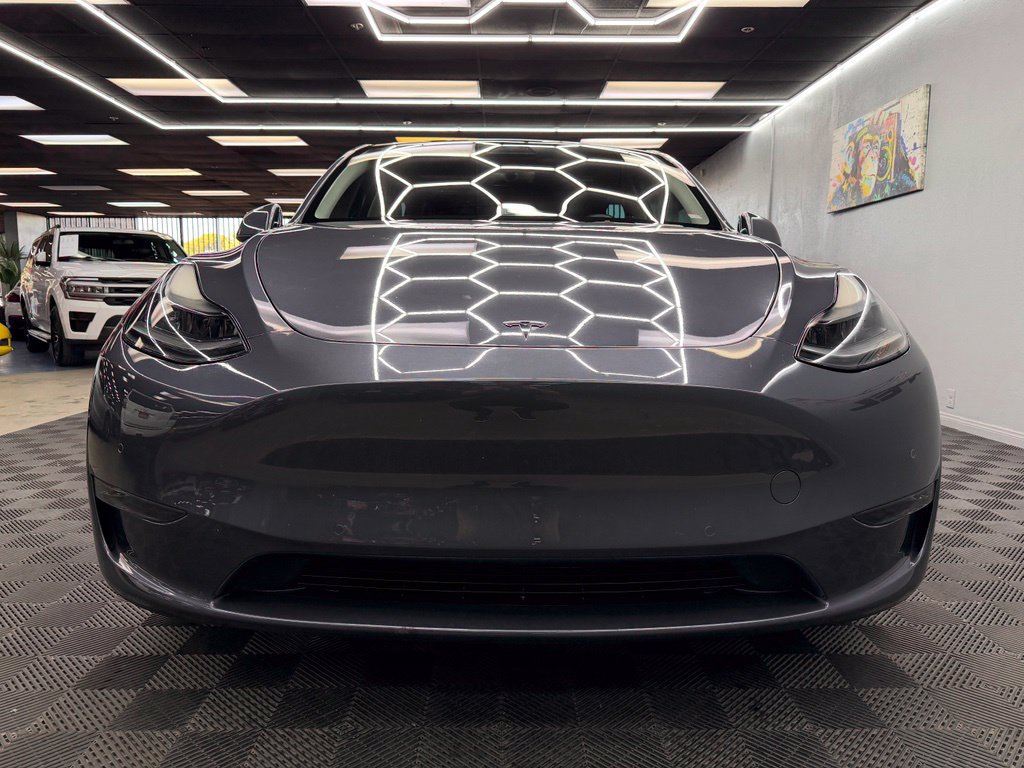 Used 2022 Tesla Model Y Performance AWD/4WD image 3