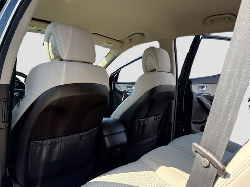 Used 2018 Hyundai Santa Fe Sport w/ 2.4L Value Package 02 image 6