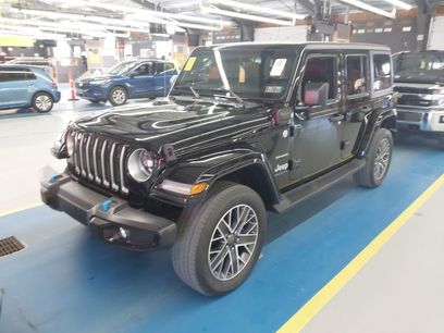 Used 2023 Jeep Wrangler Unlimited Sahara w/ Cold Weather Group