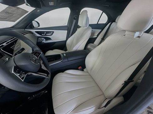 New 2026 Mercedes-Benz E 350 4MATIC Sedan image 21