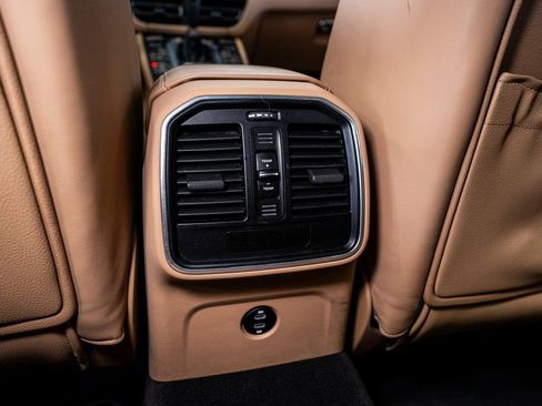 Used 2021 Porsche Macan S image 56