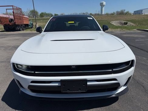New 2026 Dodge Charger R/T AWD/4WD image 2
