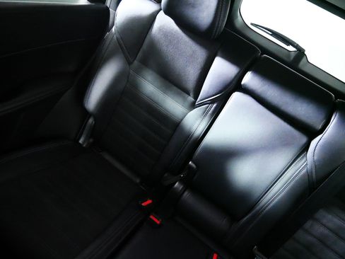 Used 2025 Mitsubishi Outlander SE AWD/4WD image 12