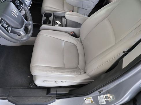 Used 2019 Honda Odyssey EX-L image 42