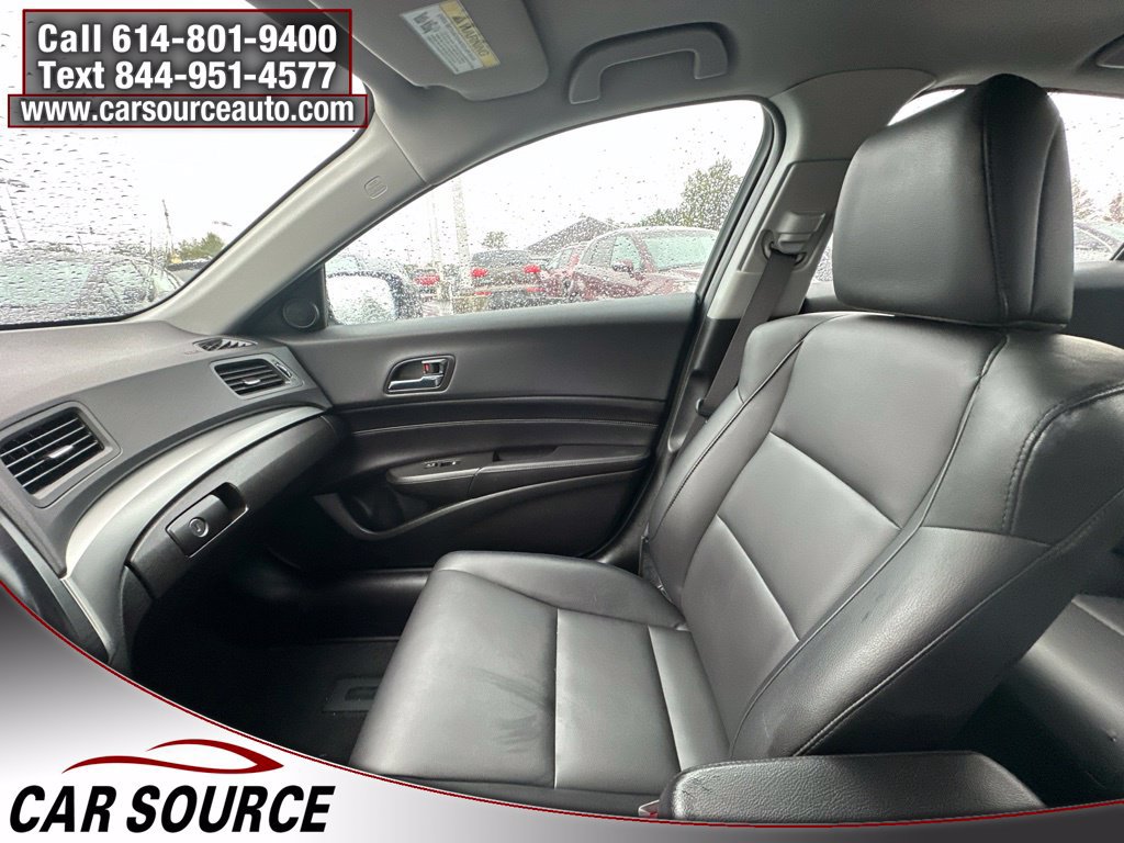 Used 2018 Acura ILX w/ AcuraWatch Plus Package FWD image 17