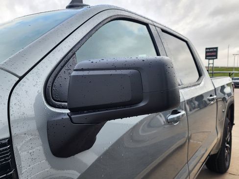 New 2026 GMC Sierra 1500 Elevation image 13