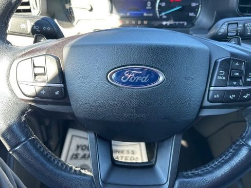 Used 2020 Ford Explorer XLT image 27