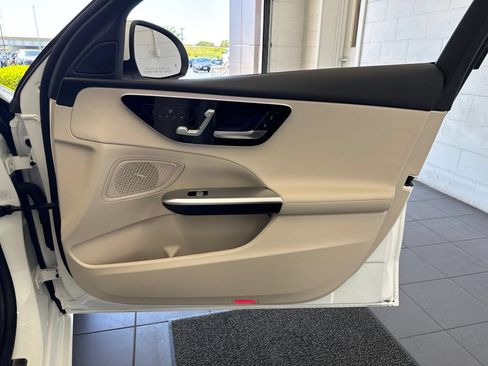 Used 2023 Mercedes-Benz C 300 4MATIC Sedan image 47