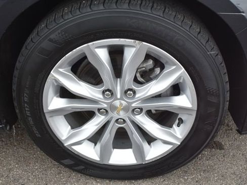 Used 2023 Chevrolet Malibu LT image 40