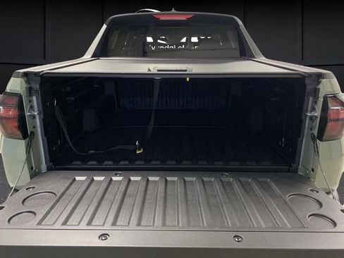 New 2025 Hyundai Santa Cruz Limited image 16