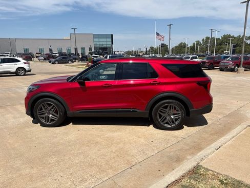 Used 2026 Ford Explorer ST w/ Sun And Sound Package AWD/4WD image 6