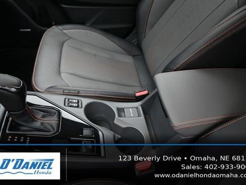 Used 2024 Subaru Crosstrek 2.5i Limited w/ Crosstrek Mirror Package AWD/4WD image 33