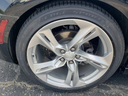 Used 2021 Chevrolet Camaro LT image 33