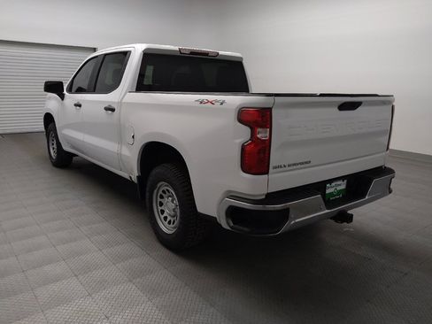 Used 2021 Chevrolet Silverado 1500 W/T w/ WT Value Package AWD/4WD image 5