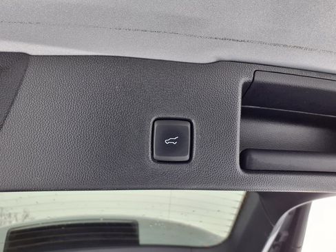 Used 2022 Ford Escape SEL image 21