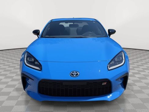 Used 2024 Toyota GR86 Premium RWD image 2
