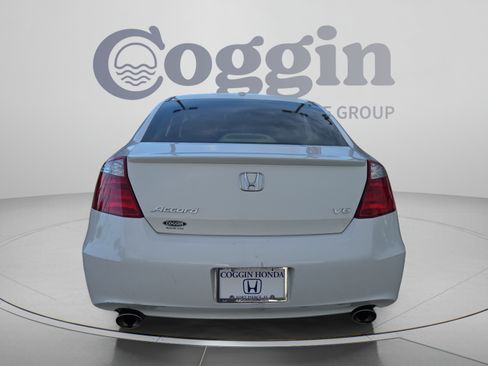 Used 2010 Honda Accord EX-L image 4