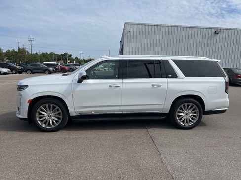 Used 2021 Cadillac Escalade ESV Premium Luxury w/ Driver Assist Tech Package AWD/4WD image 2