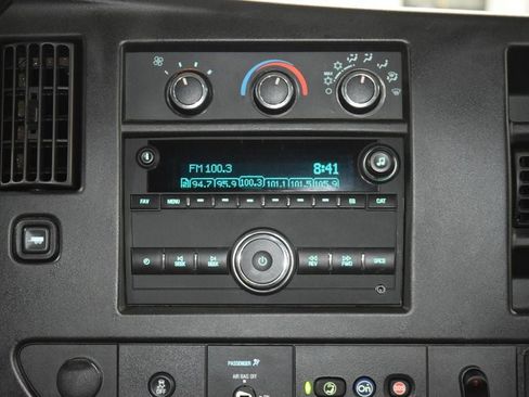 Used 2023 Chevrolet Express 3500 w/ Power Convenience Package RWD image 19
