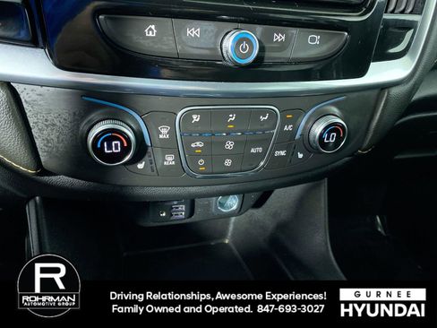 Used 2020 Chevrolet Traverse RS image 8