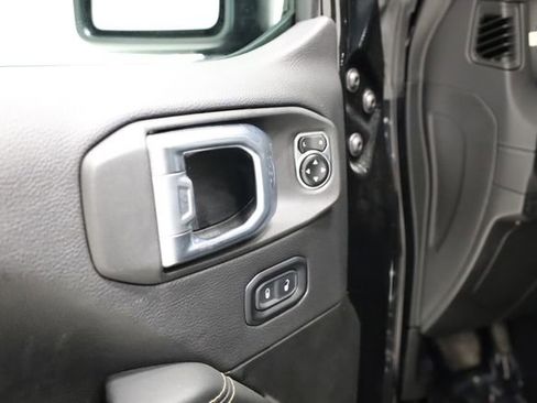 Used 2024 Jeep Wrangler Unlimited Sahara w/ Technology Group AWD/4WD image 14